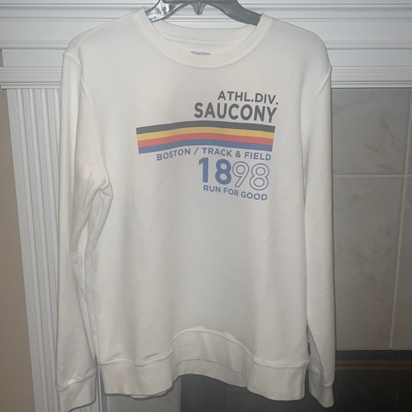 Saucony Tops - Saucony Large White New Cozy Sweatshirt